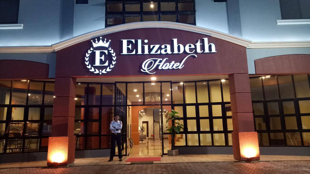 Elizabeth Hotel - Naga Pili  Esterno foto