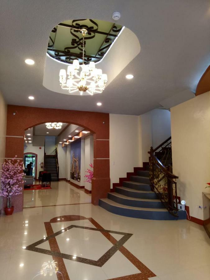 Elizabeth Hotel - Naga Pili  Esterno foto